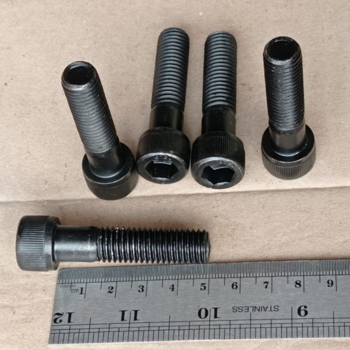 BAUT L BAJA M10X50 IMPORT TAIWAN / BAUT L BAJA M10 X 50 / BAUT M10X50