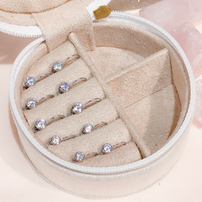 Anting Emas Anak Mini Bezel Whitegold 17k - Toko Mas Enam