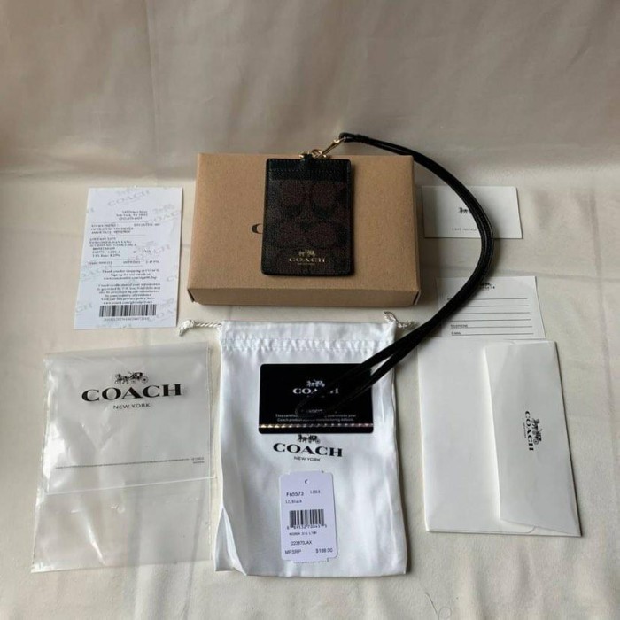 

Koleksi Terbaru- Coach Lanyard Name Tag ID Card - 3