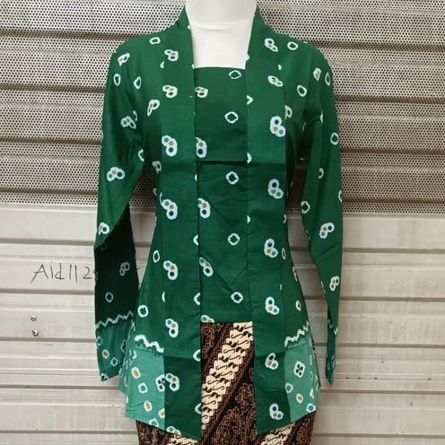 LURIK JAWA Style queen-Atasan Kebaya Lurik KutuBaru Motif Terbaru