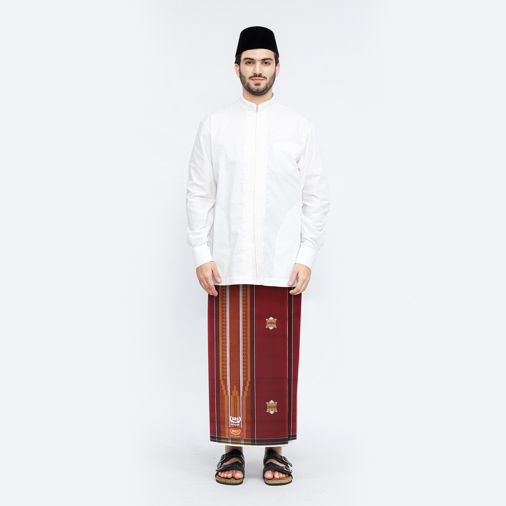 Sarung BHS Excellent Gold Motif E52 SGF Merah Hati