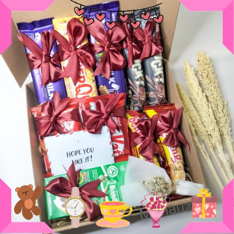 

KADO HAMPERS BAYI ANAK MUDA REMAJA PACAR KEKASIH BIKIN ROMANTIS ANNIVERSERY/ HAMPERS COKELAT / KADO ULANG TAHUN / KADO WISUDA / KADO ANNIVERSARY / HAMPERS BOX / GIFTBOX / KADO CEWEK / KADO COWOK / KADO WEDDING / KADO COKELAT / ULTAH LAHIRAN WISUDA JADIAN