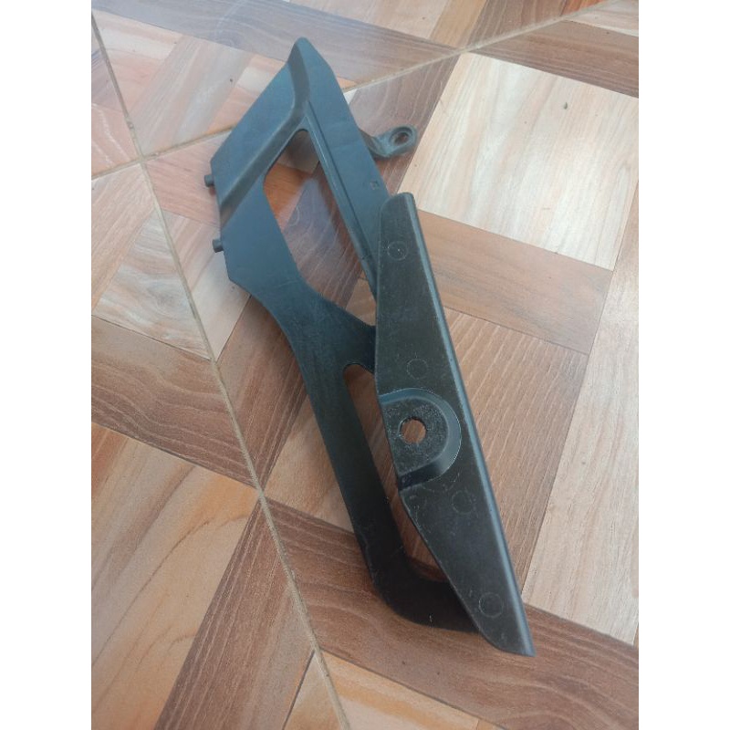 GSX-R1000::06 61321-41G00 REAR SWINGING ARM],[SUZUKI::GSX-R1000::05 REAR SWINGING ARM] tutup rantai 