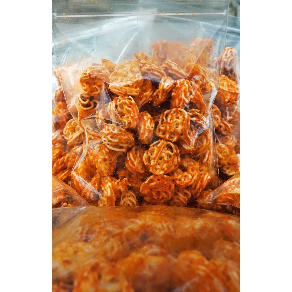 

Jajanan Kesukaan Kerupuk Seblak Kering 250gr gurih pedas kriuk Bandung NEW varian Cemilan Camilan Snack Snakcs