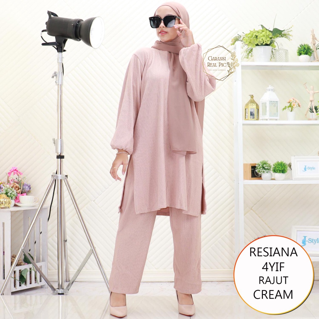 Resiana Setelan Tunik Rajut Tebal Lengan Balon Belah Samping