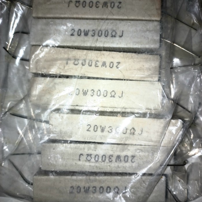 

R kapur 300ohm 300 ohm 300R 20w 20watt 20 watt Resistor balok kotak 20wat wat