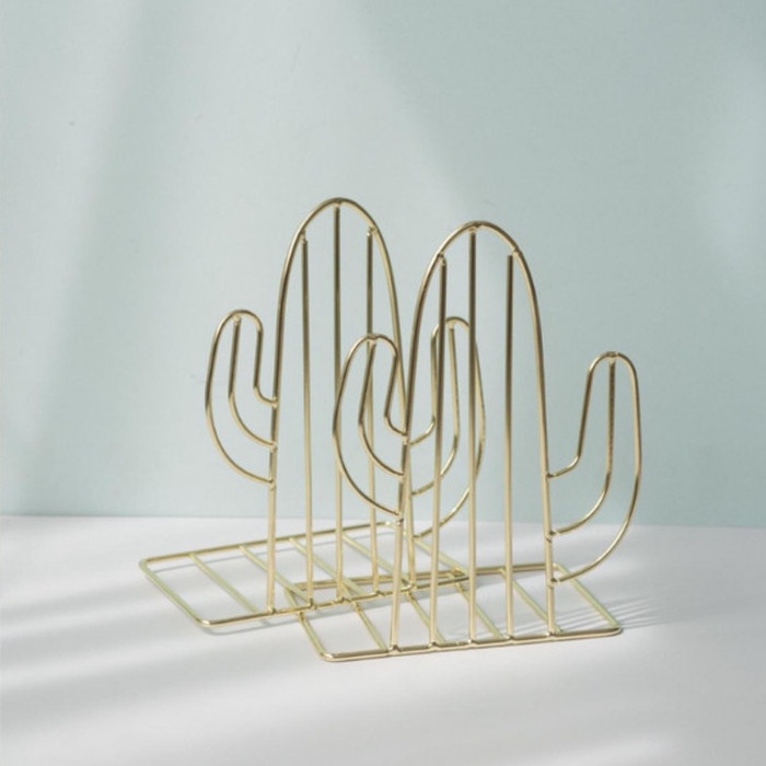 

Cactus Bookholder Bookend Cuts / Holder Buku / Pembatas Buku - GOLD