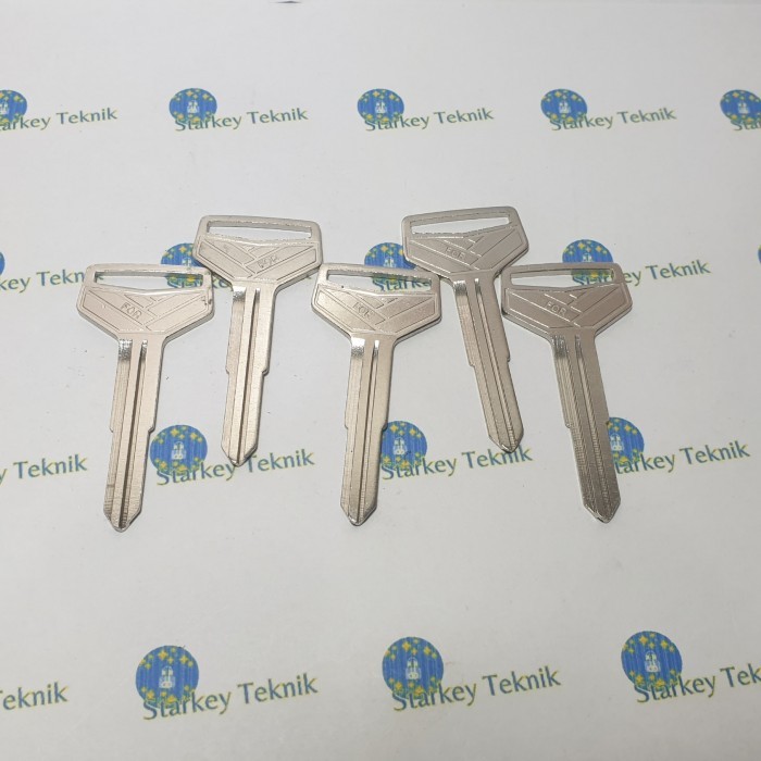 Bahan Duplikat Kunci / Kunci Mobil Polos / Kijang