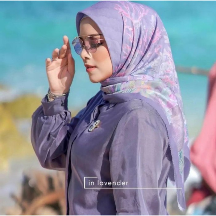 BUTTONSCARVES X DISNEY THE LITTLE MERMAID VOAL SQUARE - LAVENDER