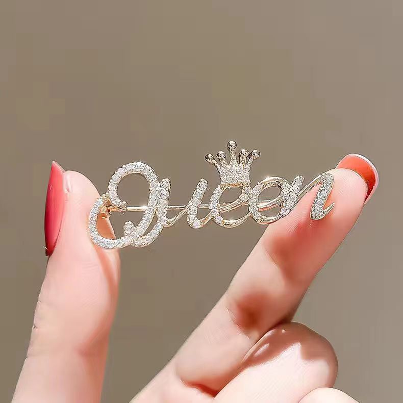 Bros Huruf Mahkota Pin Besar Pin Lencana Aksesori Wanita Kelas Atas Ukuran Besar