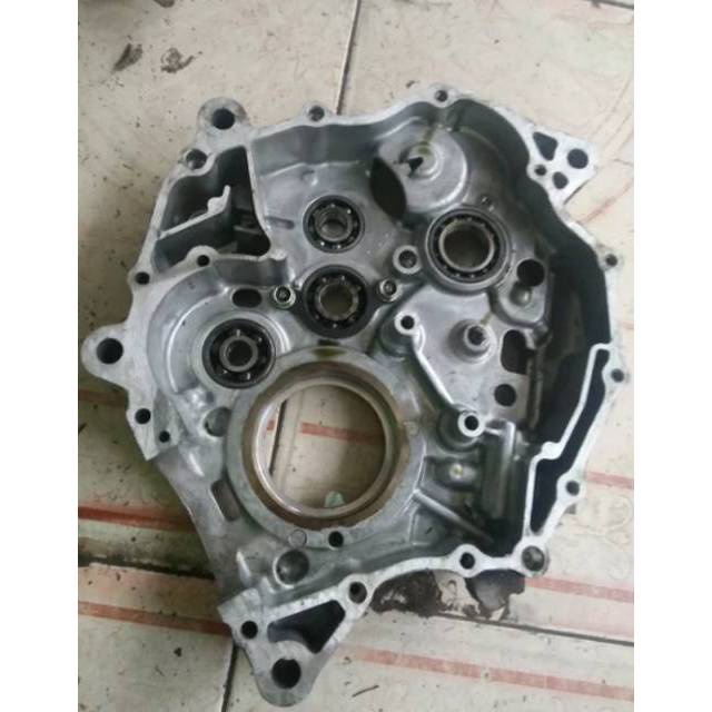 Crangkas Mesin Tengah Bagian Kanan Honda Old CB 150r Original Copotan Motor
