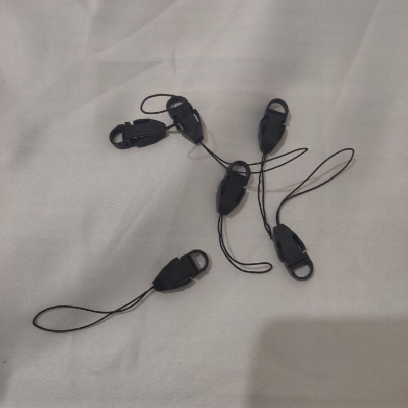 

ID STOPPER TALI HP STOPPER USB CANTELAN HP STRAP HITAM 1CM