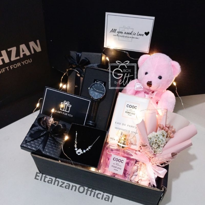 

HAMPERS KADO ULANG TAHUN CEWEK HADIAH ANNYVERSARY