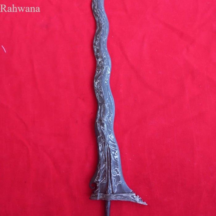 

Keris J antik