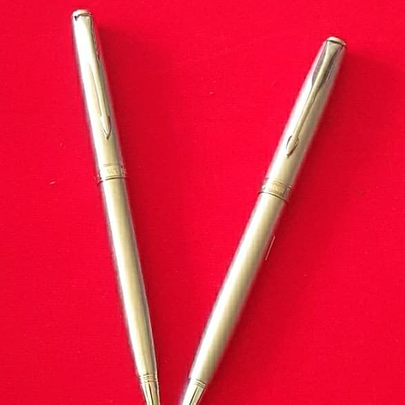 

PRODUK TERLARIS Pen Parker Sonnet SS /Satin CT Ballpoint