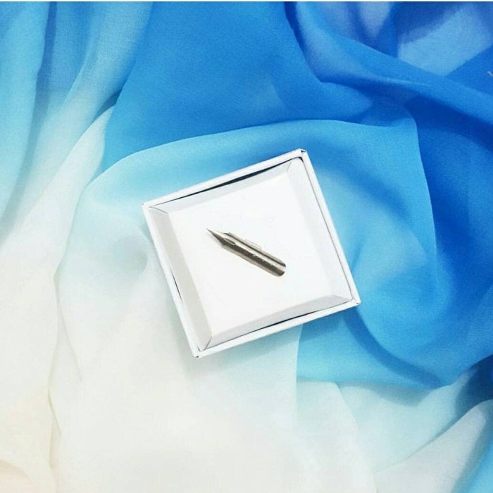 

[KL-0264) Hunt 22B Pointed Calligraphy Nib