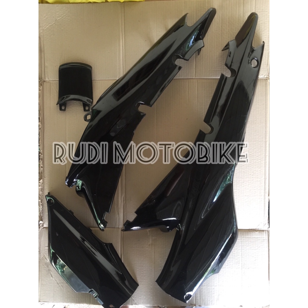 COVER BODY HONDA SUPRA X/FIT LAMA WARNA HITAM POLOS