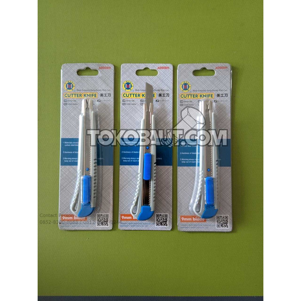 

Pisau Cutter / Light Duty Utility Cutter Size 80*9*0.4mm C-Mart