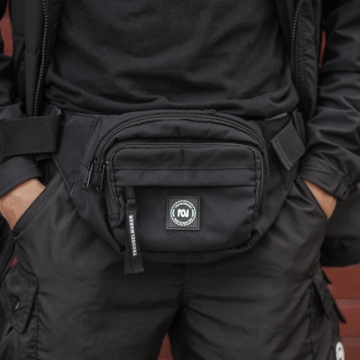 Tas Waistbag Pria Troublemaker Placid Hitam /New 2025