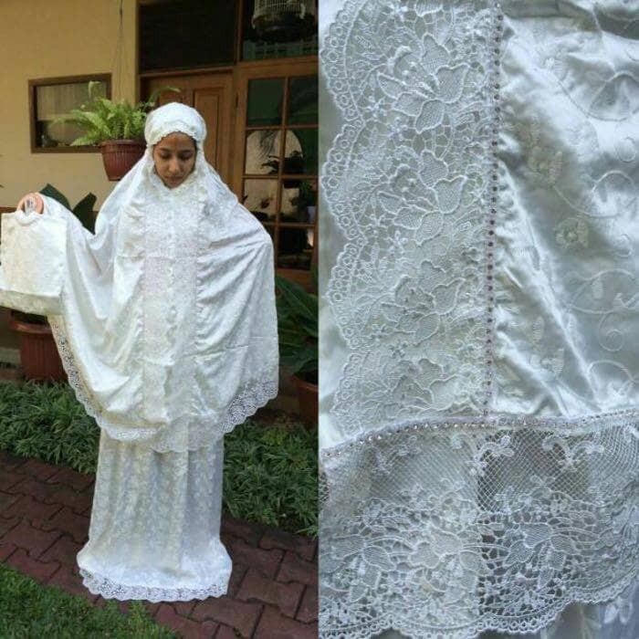 mukena sutra paris krisdayanti swaroski putih