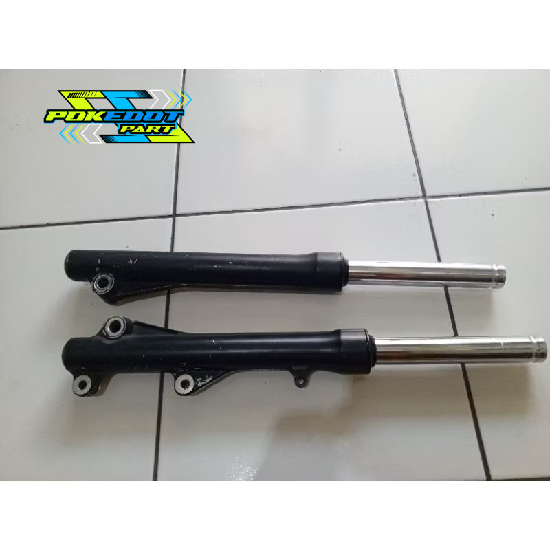 SHOCKBREAKER SOKBLEKER DEPAN VARIO 125/150 BEAT SCOOPY SPACY ORIGINAL HONDA SOKBREKER SHOCKBREKER