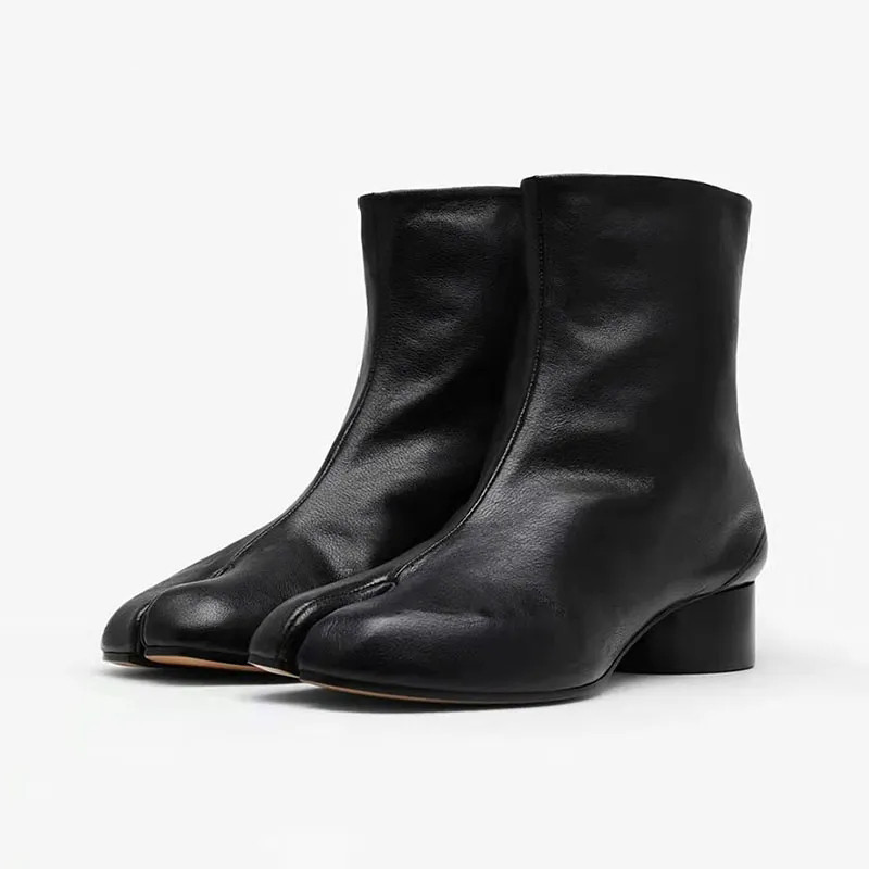 

Luxury Design Fashion Split Toe Shoes 2022 Autumn Winter New Ankle Boots Genuine Leather Low Heels Women's Boots