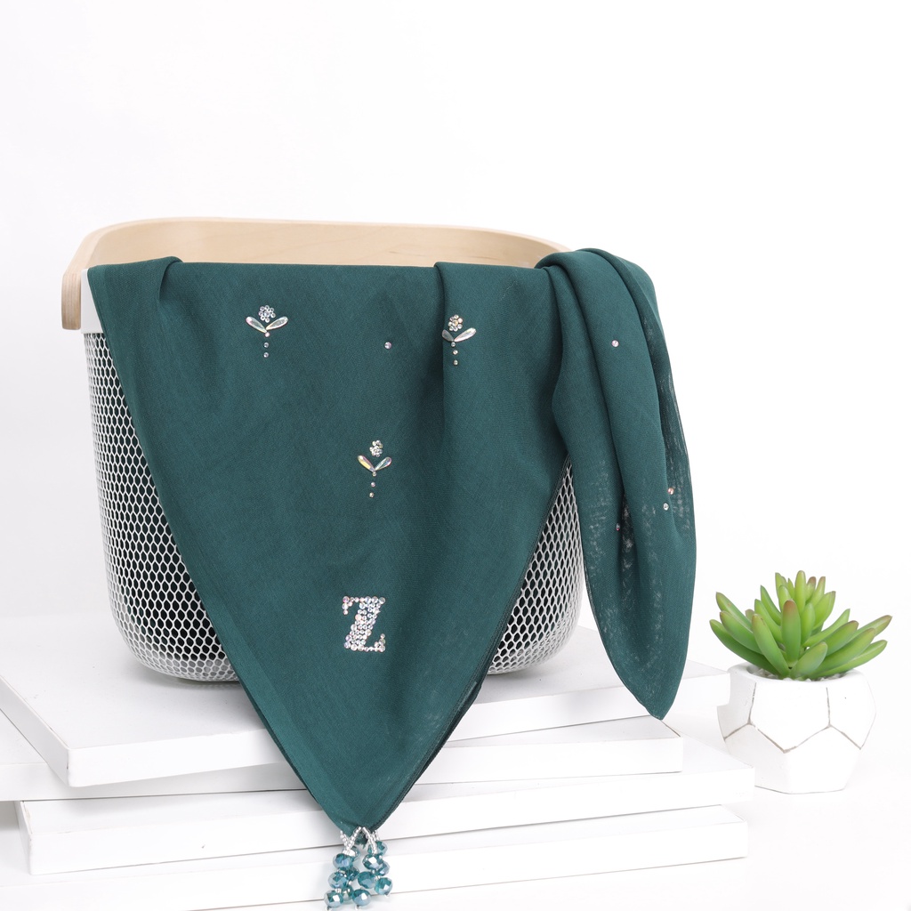 Prive Syahrini - Puspita Scarf Paris Japan Crystal Premium