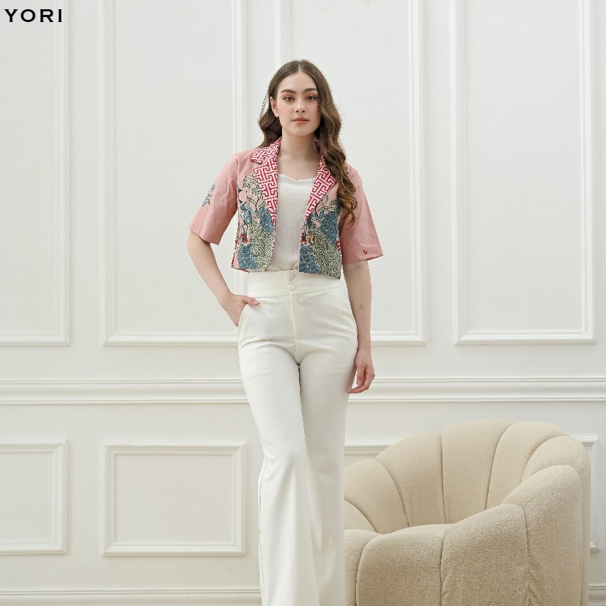 Yori Outer Blazer Batik Wanita Outer Batik Rompi Wanita