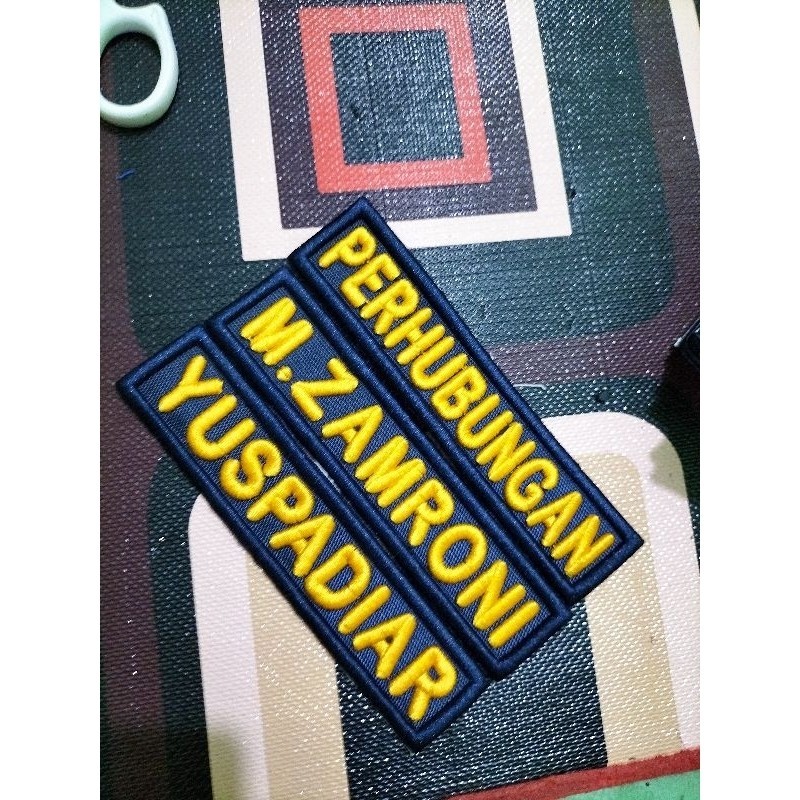 Bordir BORDIR NAMA TIMBUL DAN PEREKAT