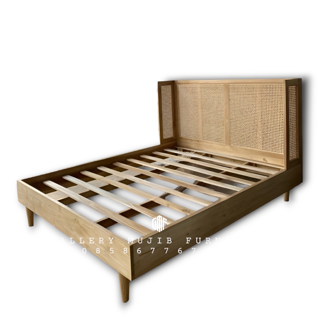 Dipan / Ranjang Tempat Tidur Minimalis headboard rotan kayu jati