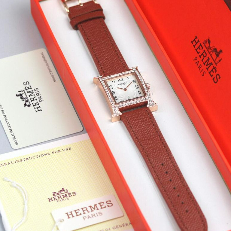 ( LUXURY COD ) TERBARU !! JAM TANGAN WANITA STRAP KULIT FREE BOX,KARTU,DAN BATERAI CADANGAN YG LG TR