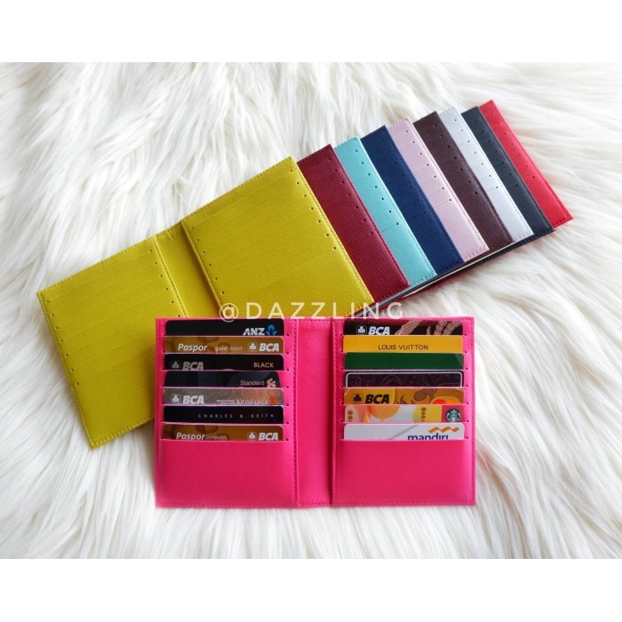 

Promo Diskon~[Limited Stok] Book Holder Saffiano 14 Slot Best Seller - Brown