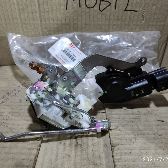 Door lock Pintu Belakang Apv Arena Original - Kanan PART BARU