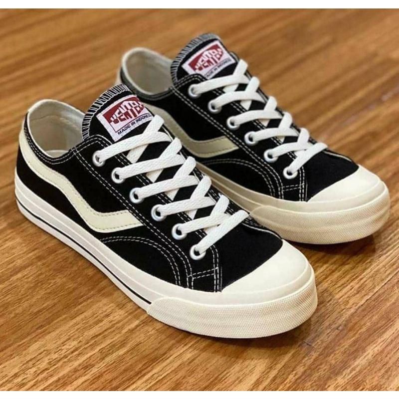 Sepatu Ventela Public Low Original Black Natural Pria Wanita Ventela Republic Low Black Natural / Bl