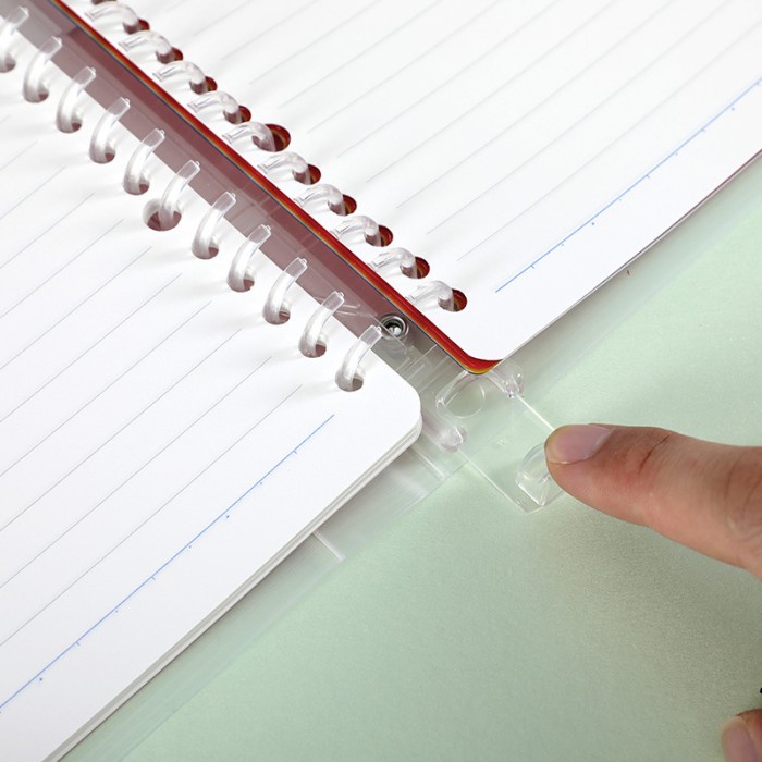 

Binder A5/B5 Cover Berwarna Transparan Plastik Tebal Include Kertas - A5 Putih