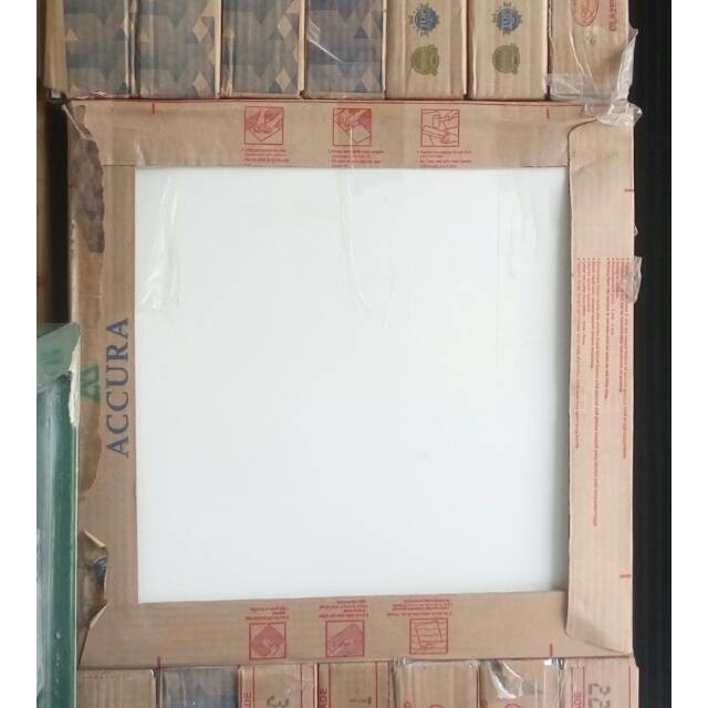 Keramik Putih Accura (30x30, 40x40)