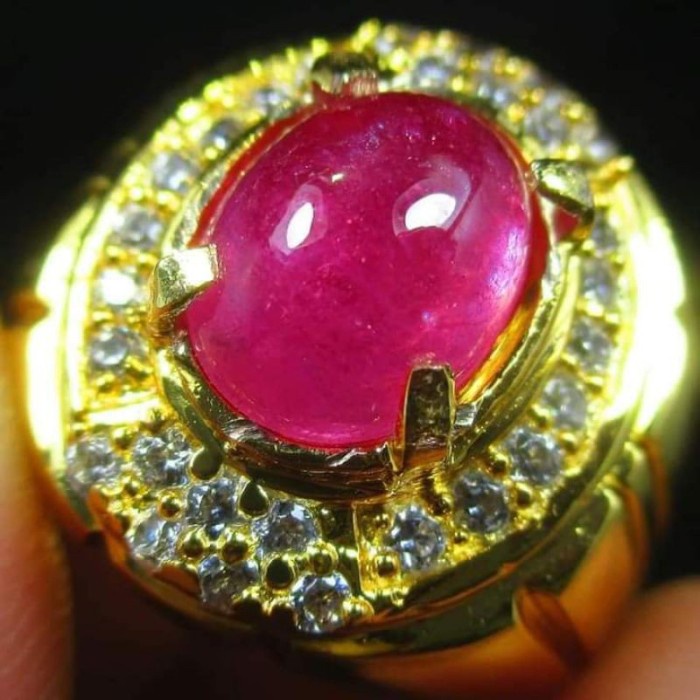 [COD] NATURAL RED RUBY FANTA BURMA OVAL TOP CRYSTAL