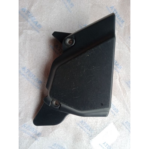 Cover Tutup Gear Depan Yamaha Byson Karbu / ORIGINAL [SugarMotorJT]
