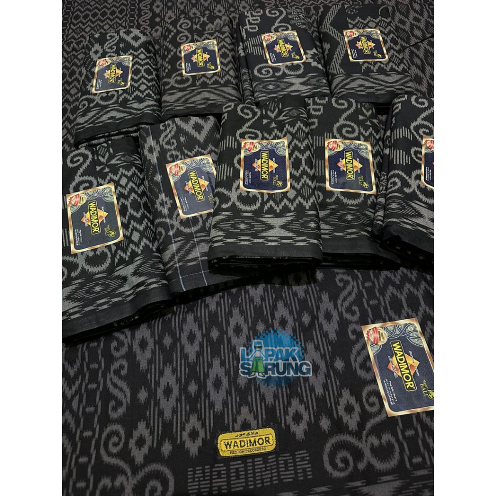Sarung Wadimor Motif Bali HITAM - SARUNG WADIMOR MOTIF BALI BLACK SERIES