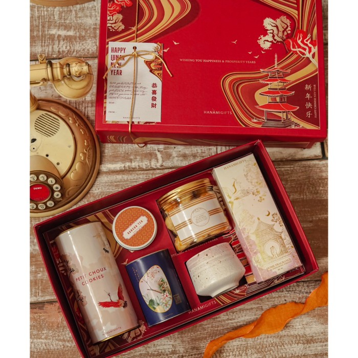 

BEIJING - hampers imlek/parcel imlek/hampers cny/lunar new year