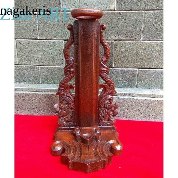 

Stand Jagrak Dudukan Keris Ukiran Naga Minimalis ZA07667 terlaris murah