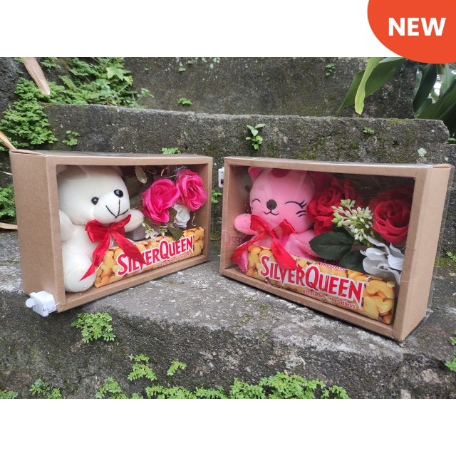 

BONEKA COKLAT SILVERQUEEN