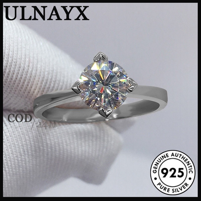 PT950 Platinum Diagonal Empat Cakar Cincin Terbuka Moissanite Ring Wanita