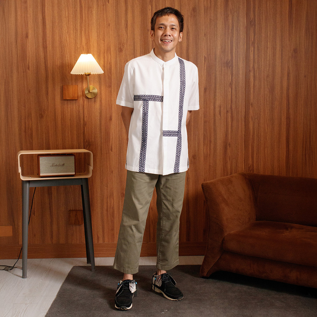 Tirevi - Bonolo Kemeja Tenun Lengan Pendek