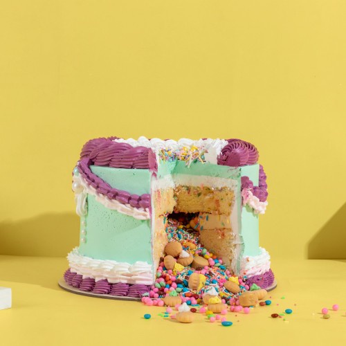 

Pinata Cake ORI