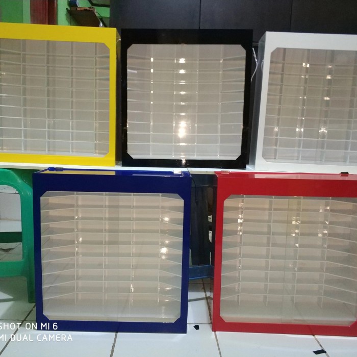 Rak Hotwheels Display Akrilik isi 50 Lampu LED RGB Dan Remote Wireless - merah