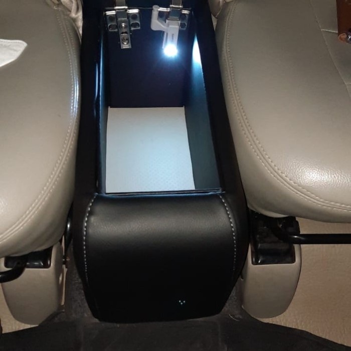 jok tengah innova luxury / reborn - Hitam, tanpa sandaran