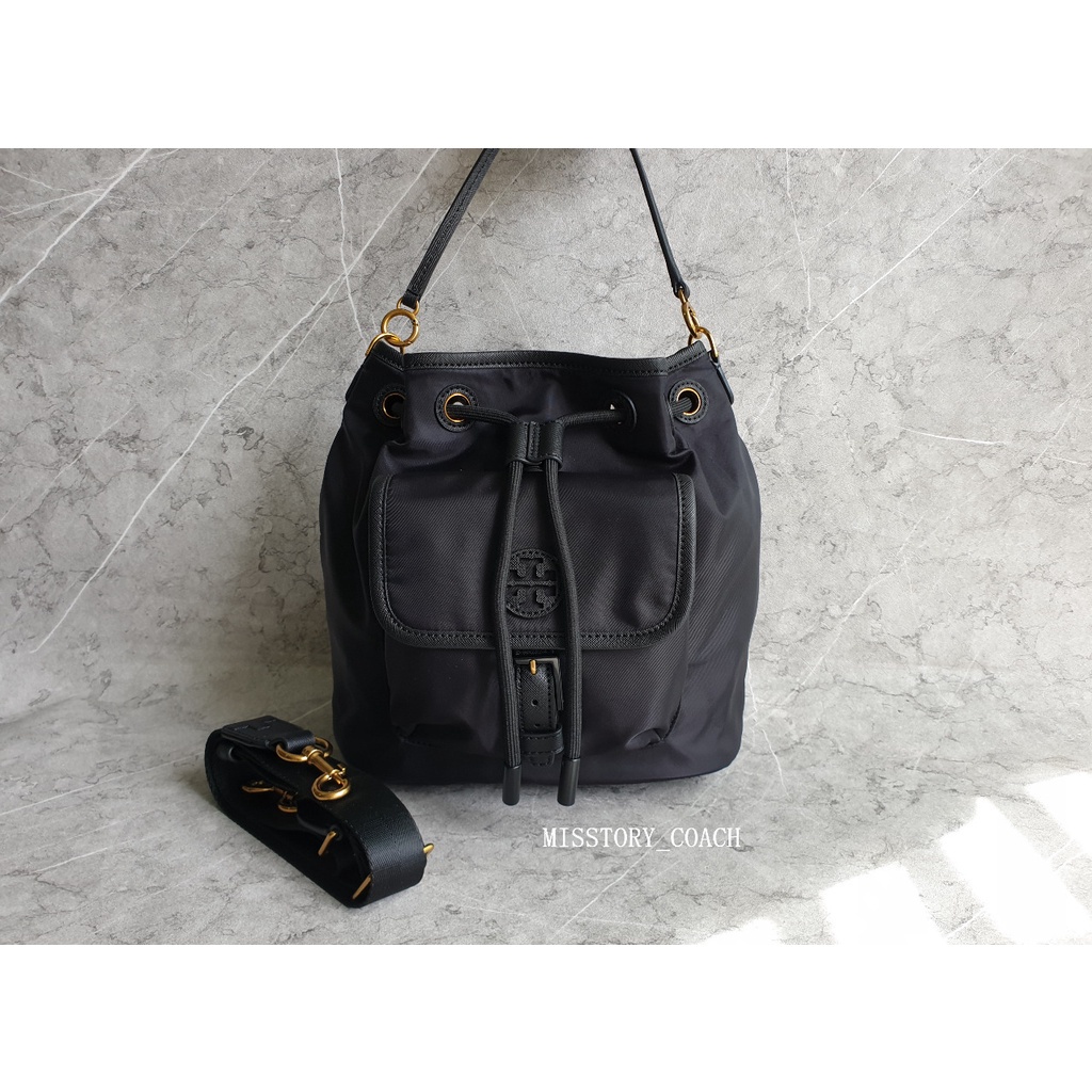 TAS BRANDED TORY BURCH PIPER NYLON BUCKET BAG BLACK