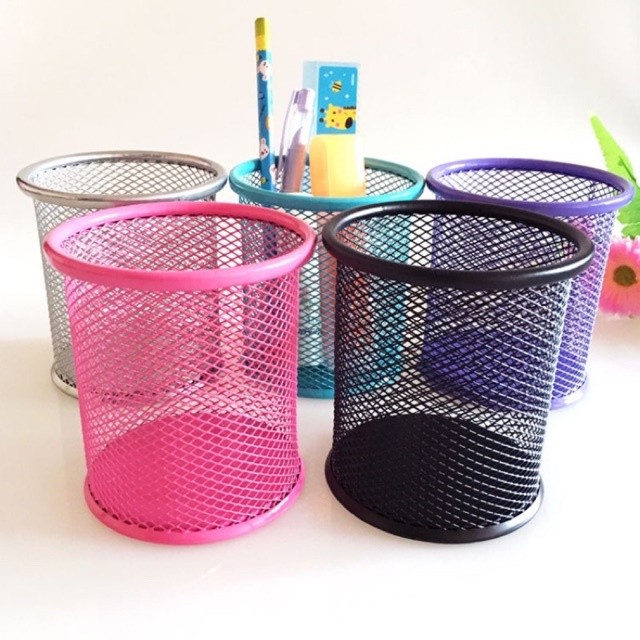 

Tempat Alat Tulis Pulpen dan Pensil di Meja /Desk Pen/Tempat ATK/Pen Organizer Diameter 9cm TIRTA STYLE