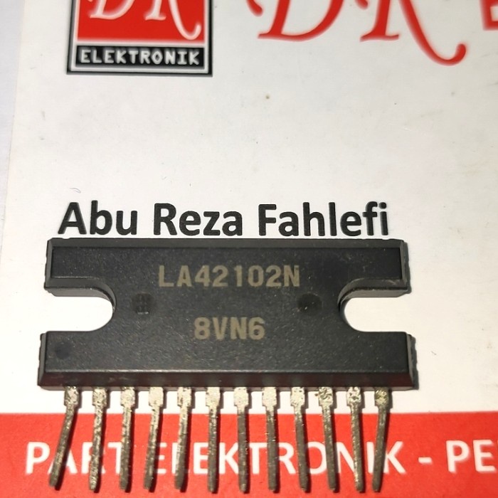 IC LA42102N Integrated Circuit LA 42102N DIP LA27